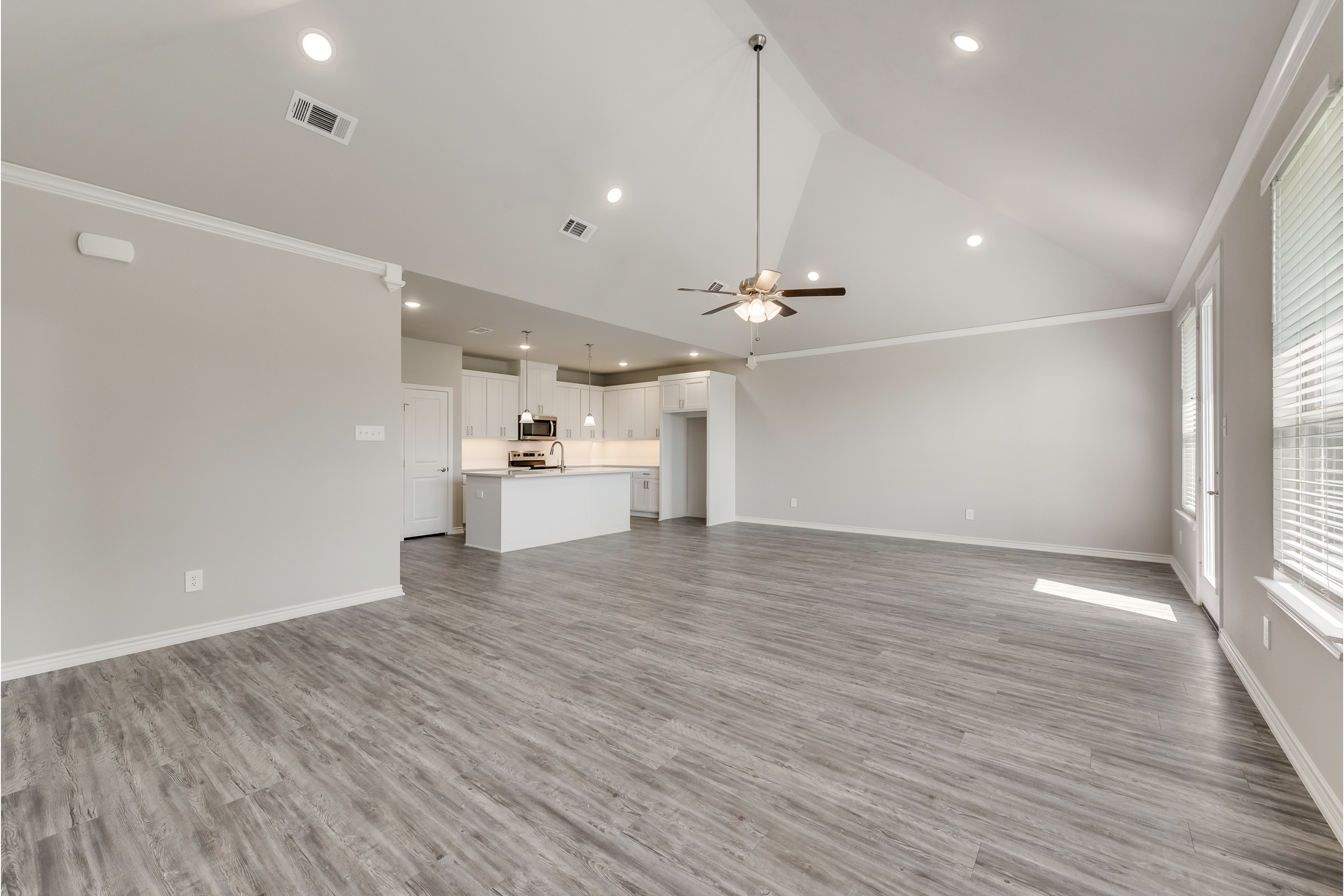 Before - Empty Dining